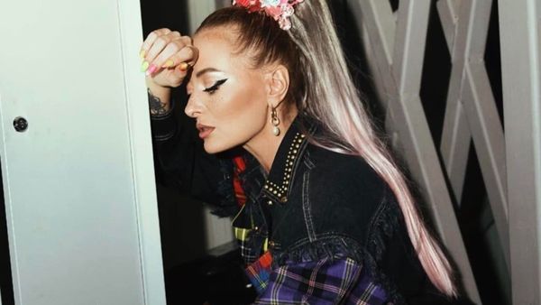 Prin ce momente cumplite a trecut Delia: "Ce hotel e ăsta, cum să dormi lângă stradă?". Experiența care a lăsat-o cu un gust amar