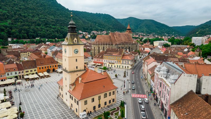 Mini-vacanța de Rusalii 2024: Cinci destinații din Rom&acirc;nia unde poți să mergi la finalul lui iunie