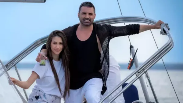 Pepe și Yasmine au furat toate privirile &icirc;n ziua nunții. Primele imagini de la fericitul eveniment