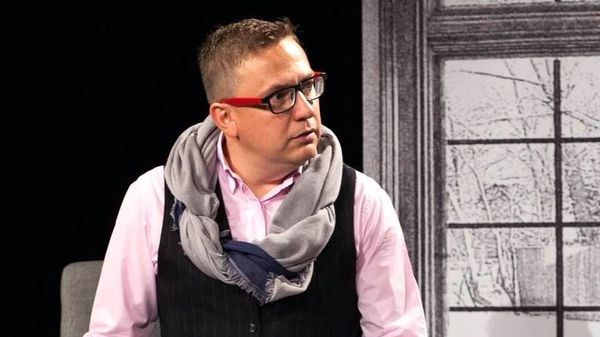 Marius Florea Vizante, despre &icirc;nceputurile carierei sale. Ce sacrificii au făcut părinții actorului: "Se &icirc;ncheia visul meu de a deveni actor profesionist"