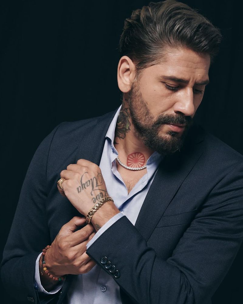 Connect-R împlinește 42 de ani