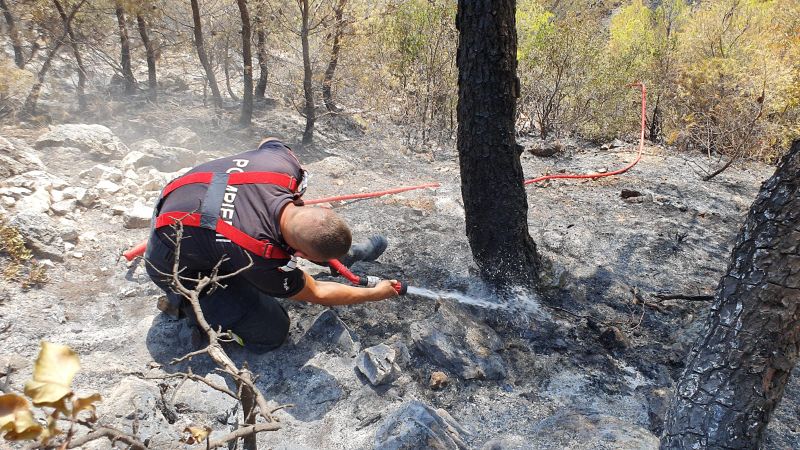  Riscul de incendii crește în Grecia pe fondul temperaturilor ridicate