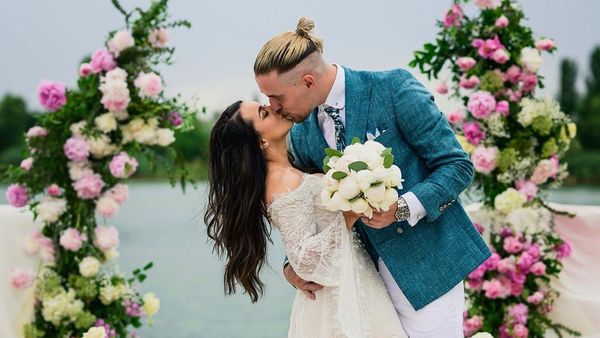 Holy Molly si Zodier, apariție surpriză la nunta Larisei Iordache