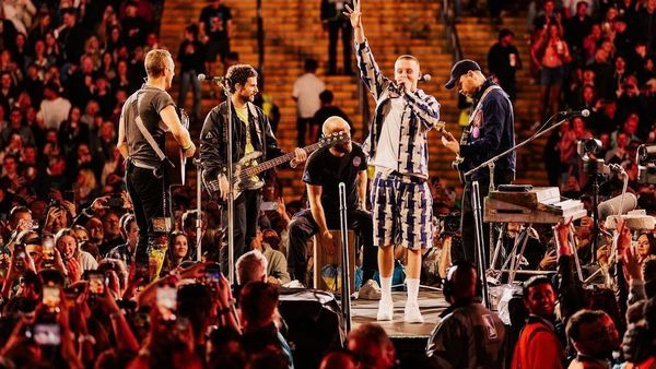 Cu ce obiecte nu ai voie să intri pe stadion la concertul Coldplay