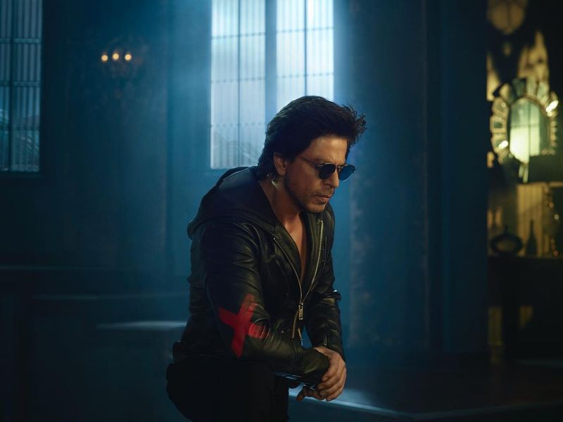  Shah Rukh Khan, internat la un spital după ce a suferit un infarct.