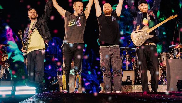 Unde au mers membrii formației Coldplay cu doar câteva ore înainte de primul concert de la București
