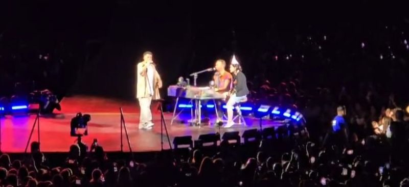 Huiduieli la concertul Coldplay. 