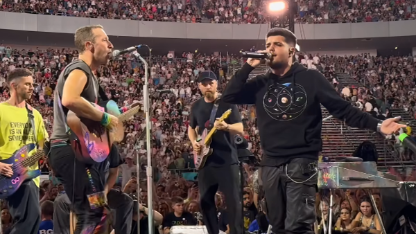 Semnul divin observat de Babasha &icirc;n ziua a doua de concert Coldplay: "Eu sunt foarte credincios"