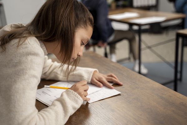 Ce reguli trebuie să respecte candidații la Bacalaureat pentru a nu fi dați afară din sala de examen