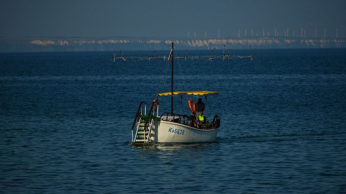 Pescarii pot să adune din nou scoici din Marea Neagră