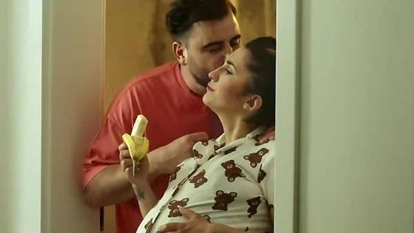 ADDA a lansat piesa "Valuri"