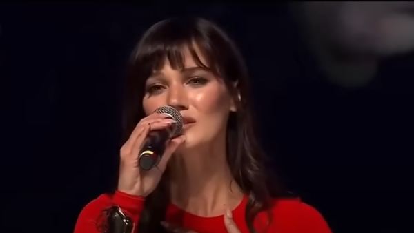 Modul inedit în care Pınar Deniz și-a luat rămas bun de la echipa serialului turcesc "Secrete de familie" (Yargı) - VIDEO