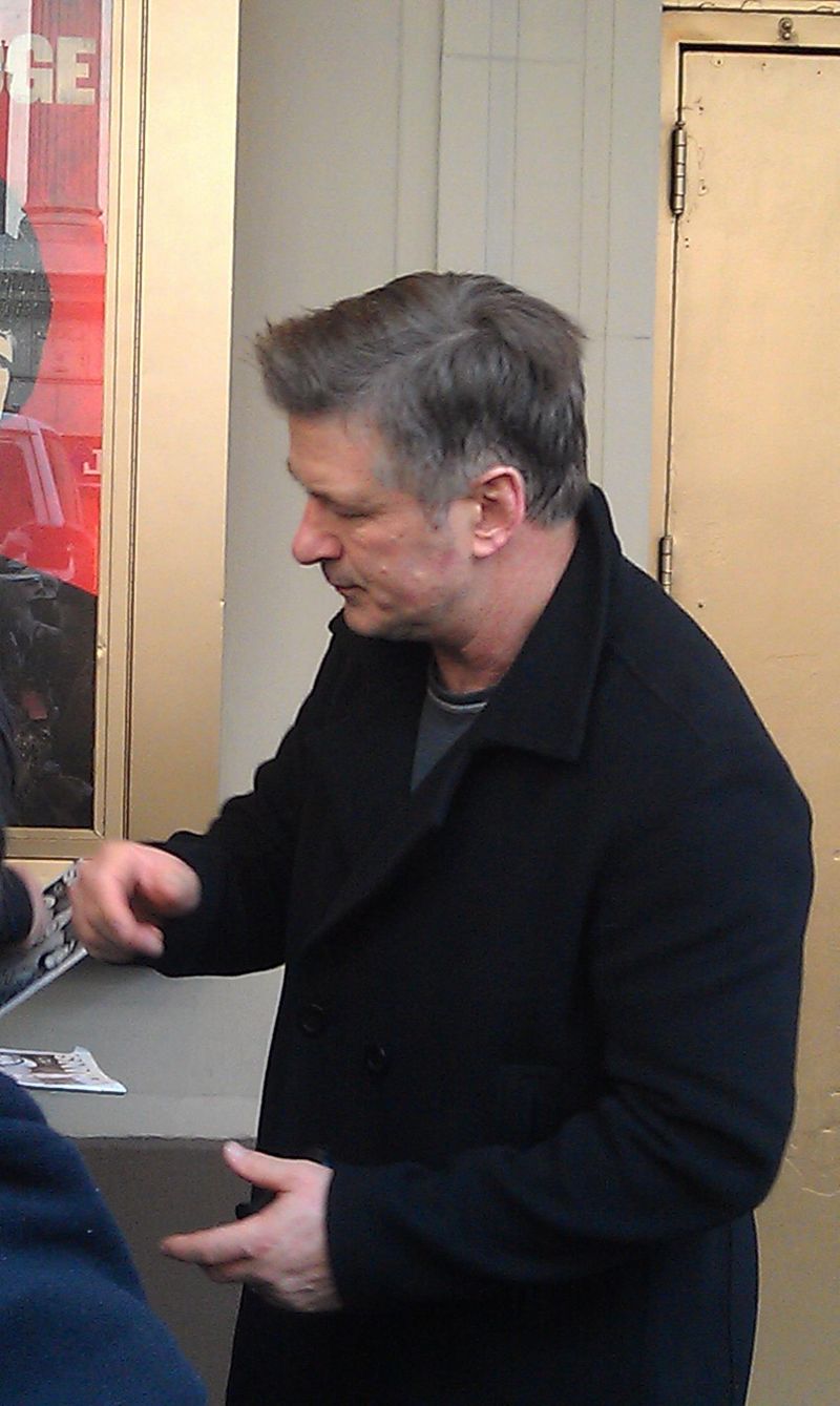 Procurorii dezvăluie comportamentul imprudent al lui Alec Baldwin cu armele de foc înainte de tragedia 'Rust'