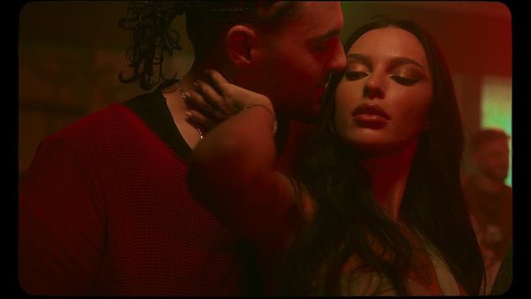 VIDEOCLIP: Mario Fresh - Dansezi 