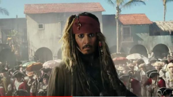 Atacat de rechin. Un actor celebru din "Piraţii din Caraibe" a murit la 49 de ani. Și-a găsit sfârșitul în timp ce făcea surfing