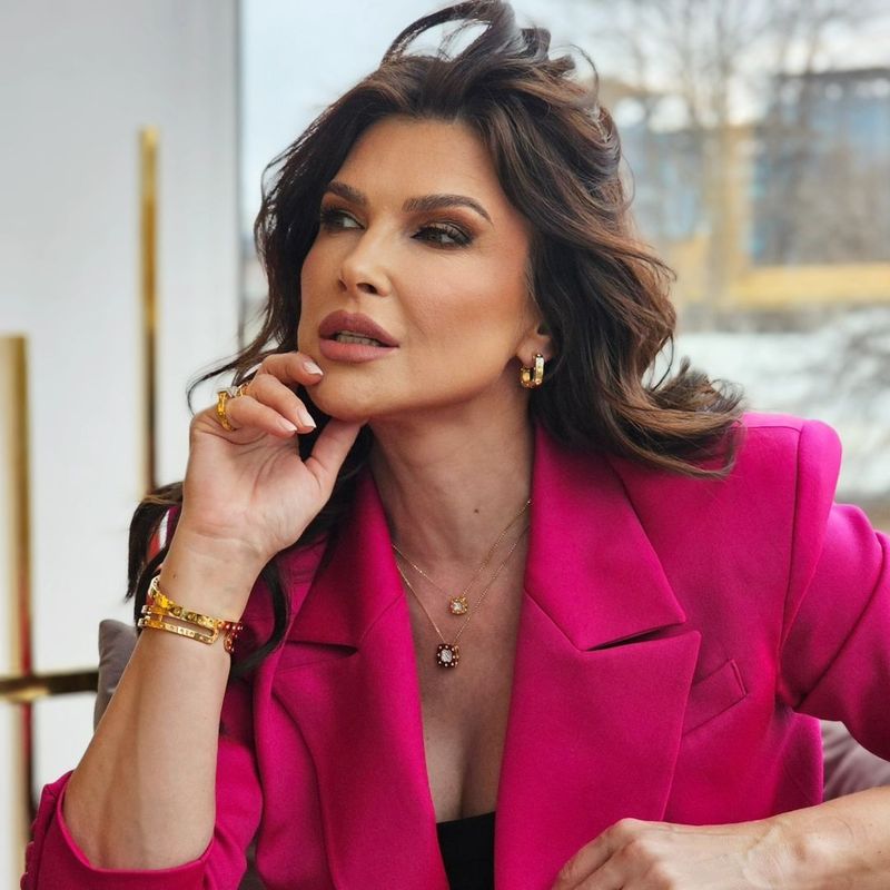 Monica Bîrlădeanu a stabilit data nunții cu Valeriu Gheorghiță