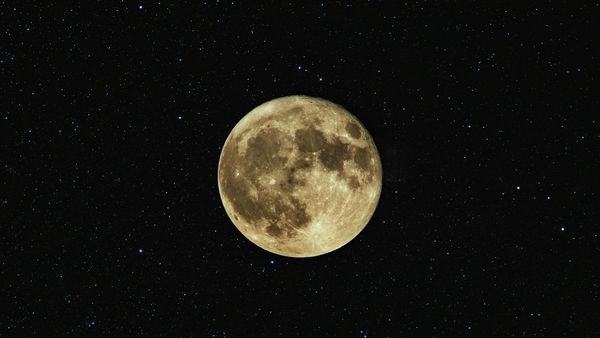 Fazele lunii iulie 2024: C&acirc;nd va fi Lună Nouă și Lună Plină?