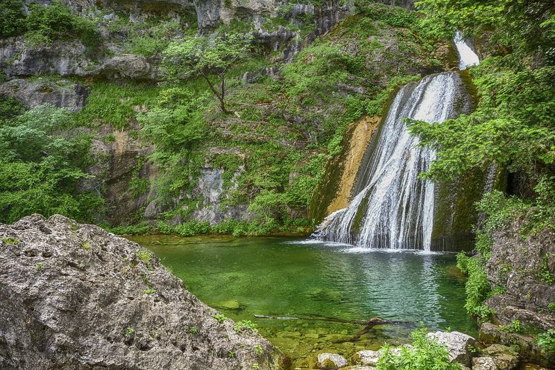 Cele mai frumoase cascade din România pentru vara anului 2024