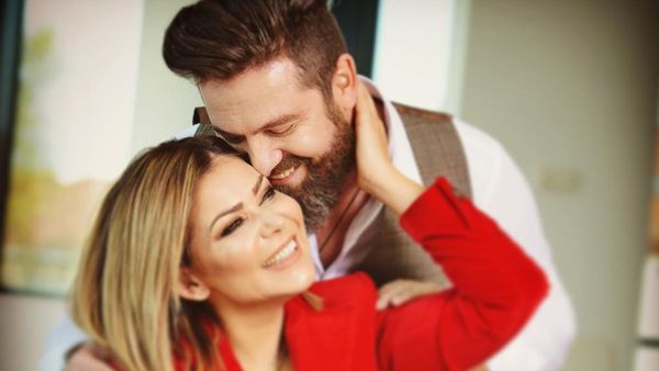 Cum mențin pasiunea vie Miki de la K-pital și Răzvan Constantinescu după 21 de ani de relație:  ”Faci compromisuri”