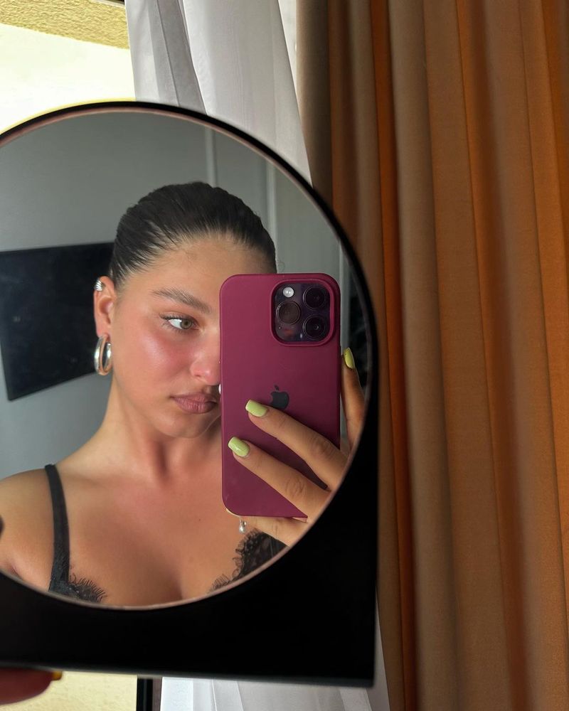 Cu ce se ocupă Carmina Vârciu