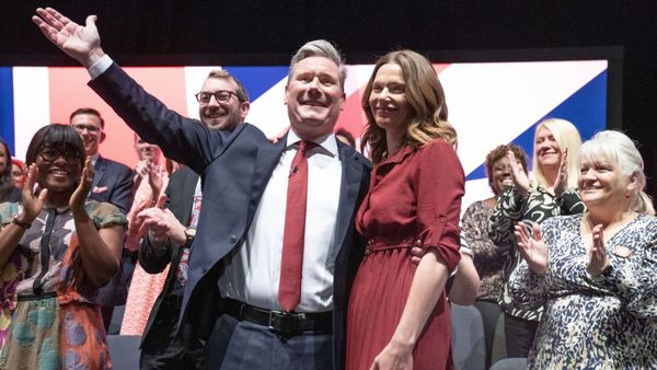 Cine este Victoria Starmer, soția noului premier britanic