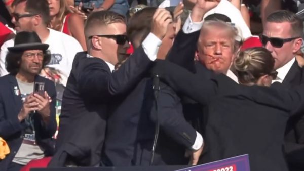 Cine este atacatorul lui Donald Trump. Fostul președinte american a fost atins de un glonţ la urechea dreaptă