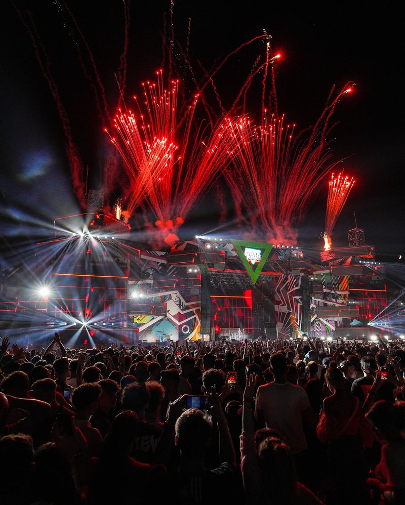 festivalul Beach Please