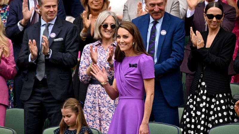 Cum a apărut Kate Middleton la finala masculină de la Wimbledon, alături de prințesa Charlotte?