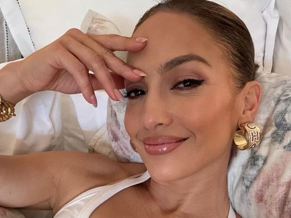 Jennifer Lopez și-a sărbătorit ziua de naștere &icirc;n avans, fără Ben Affleck! Ce tematică deosebită a ales vedeta pentru petrecere?