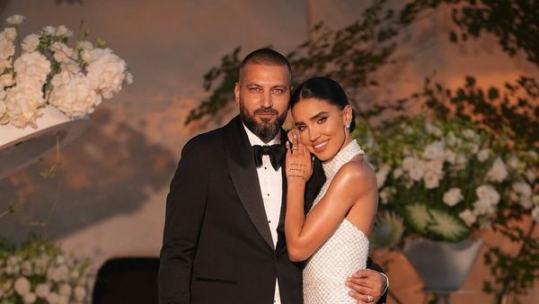 Adelina Pestrițu și Virgil Steblea au sărbătorit 5 ani de căsnicie cu o ședință foto spectaculoasă: „Devenim tot mai uniți”