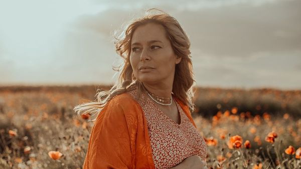 Laura Cosoi se pregătește să devină mamă pentru a patra oară: „Mă emoționez tare când știu ce urmează”