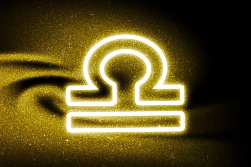 Descoperă horoscopul pentru luna august 2024