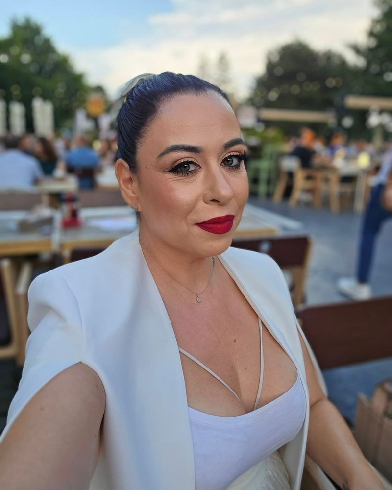 Oana Roman în scandal cu angajații unui hotel 