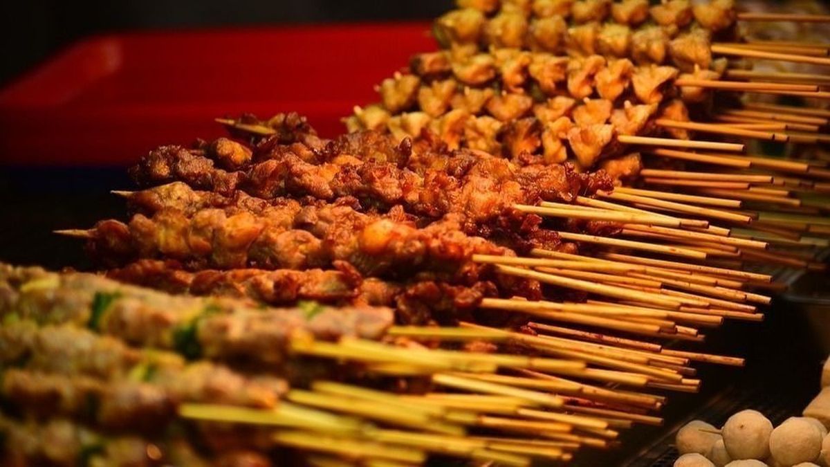 Frigărui din carne de câine confiscate într-o stațiune preferată de români 