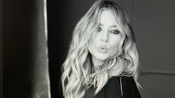 Mesajul transmis de Laura Cosoi celor care o criticată că are prea mulți copii: ”Gata, s-a terminat!”