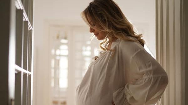 Clipe de vis pentru Laura Cosoi! Actrița a devenit mamă pentru a patra oară: &rdquo;Suntem extrem de recunoscători și fericiți&rdquo;