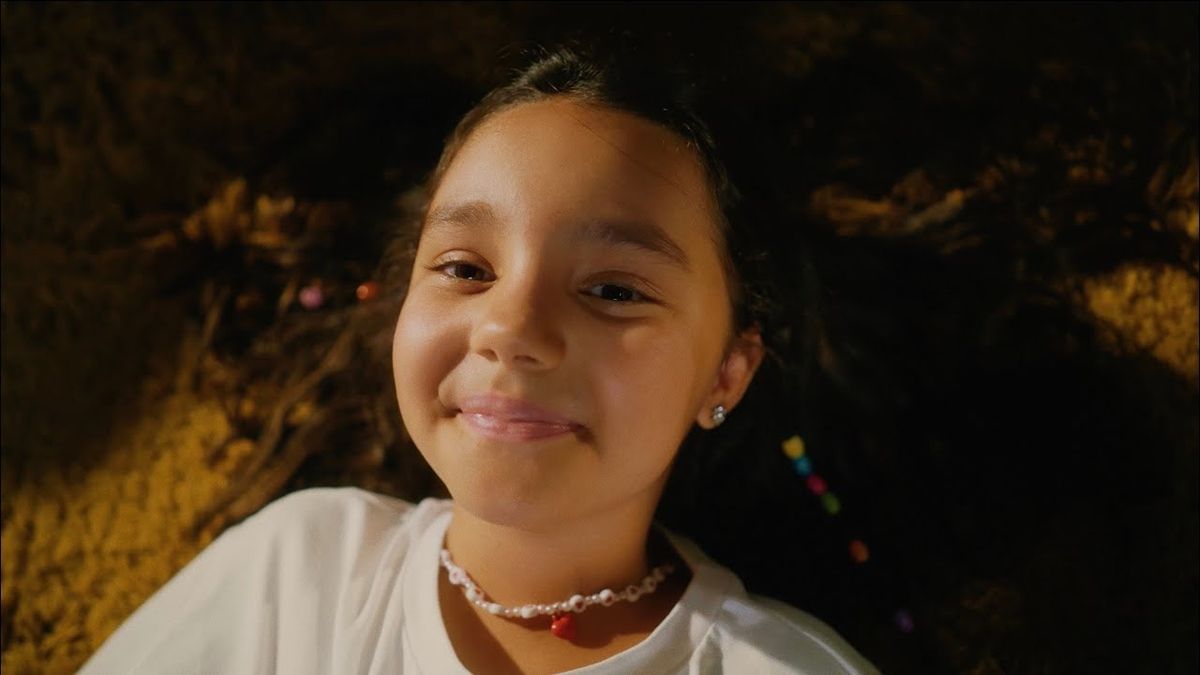 Eva x Andra feat. What&rsquo;s UP - Praf De Stele