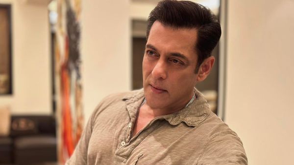 Motivul pentru care Salman Khan și Iulia V&acirc;ntur au ales să locuiască &icirc;ntr-un apartament modest! Cum arată locuința lor