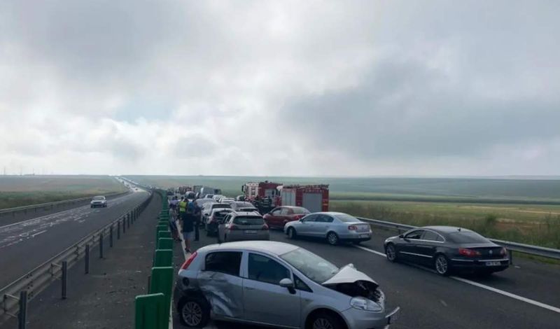 Accident în lanț pe A2