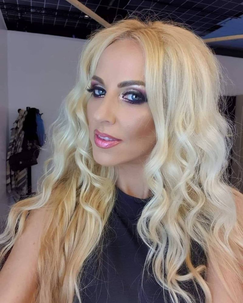  Cum a sărit Anca Neacșu pe geam din primărie după un concert 