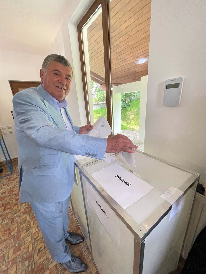 Primarul ales din Bușteni trebuie să-și înceapă mandatul în octombrie