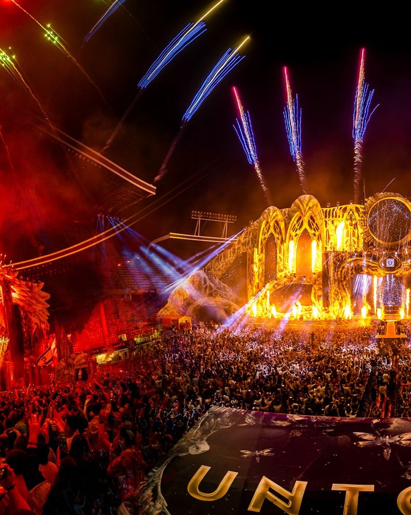 Ce linii de transport în comun sunt suspendate pe durata festivalului UNTOLD 2024