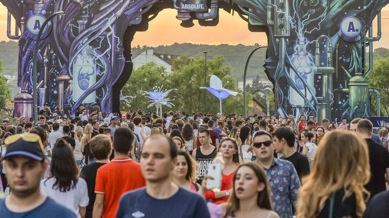 UNTOLD 2024: Cum se face check-in-ul și de unde pot ridica festivalierii brățările?