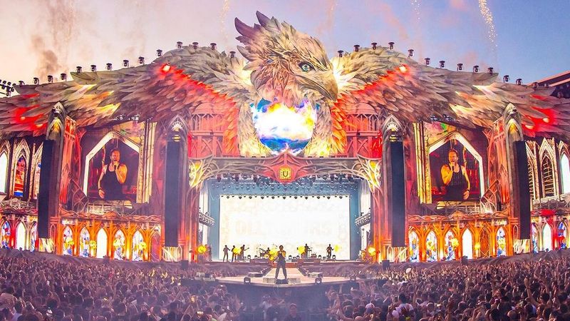 UNTOLD 2024. Programul complet pe ore a primei zile de festival