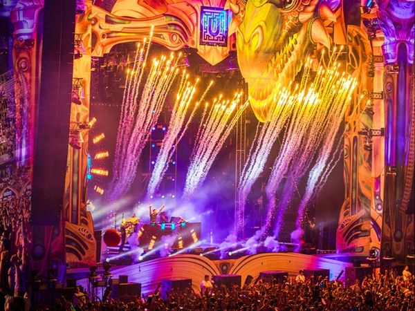 Premieră la UNTOLD 2024. Organizatorii introduc un sistem de supraveghere video pentru monitorizarea &icirc;n timp real a numărului de fani care vor ajunge la Mainstage