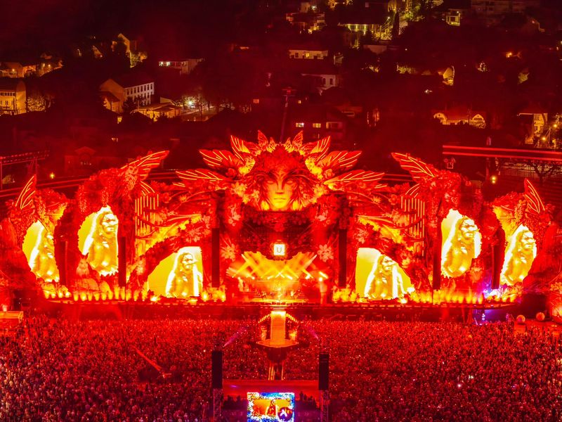 O tânără a captat toată atenția la concertul lui Lenny Kravitz