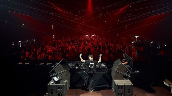 Cine sunt cei mai tineri DJ care au mixat pe scena festivalului UNTOLD 2024?