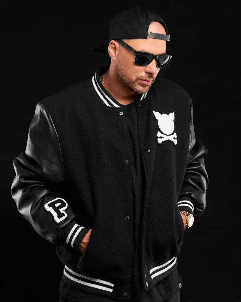 Deliric a fost amendat după ce a înjurat pe scena de la UNTOLD 