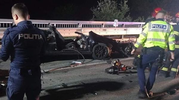 Cei cinci tineri morți în accidentul din Hunedoara aveau sub 24 de ani, șoferul urma să devină tată peste două luni: ”A fost un adevărat carnagiu”