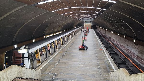 Programul STB și Metrorex de Sf&acirc;nta Maria Mare